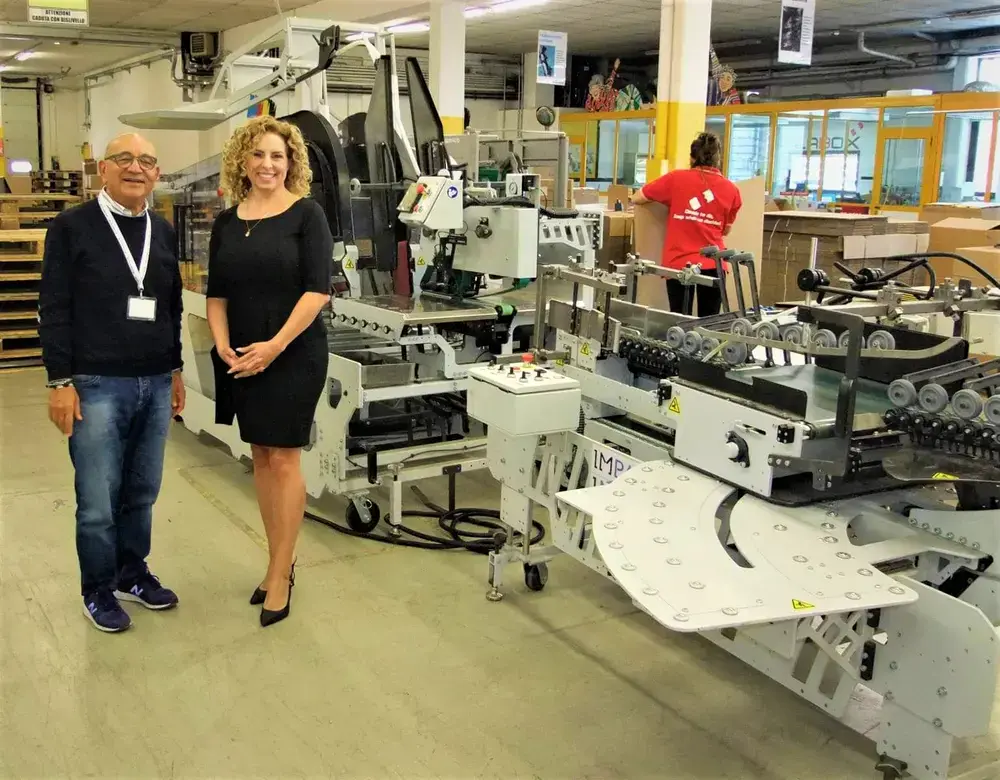 ezgif.com-gif-maker (6)